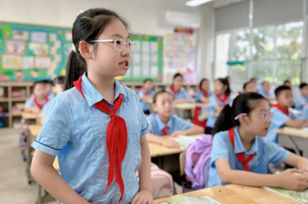 打造学习空间多关注科学科普内容去术语化讲科学要生动有趣 打造学习空间多关注科学科普内容去术语化讲科学要生动有趣